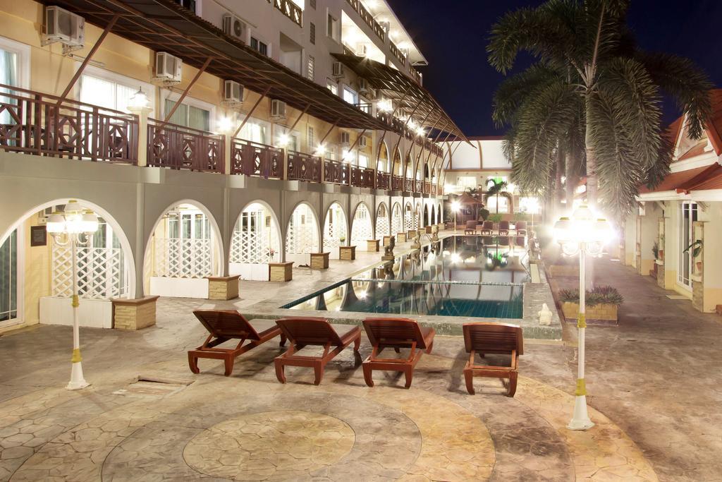 D Varee Xpress Hillside Hua Hin 七岩 外观 照片