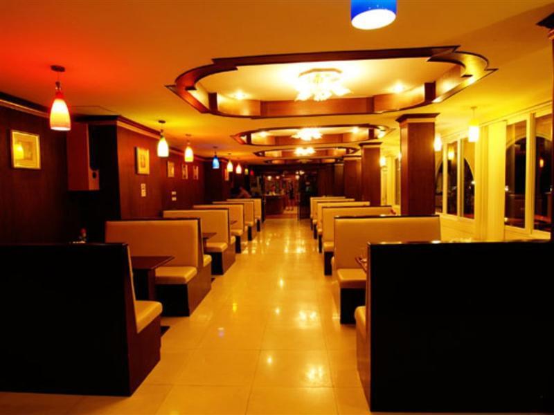 D Varee Xpress Hillside Hua Hin 七岩 餐厅 照片